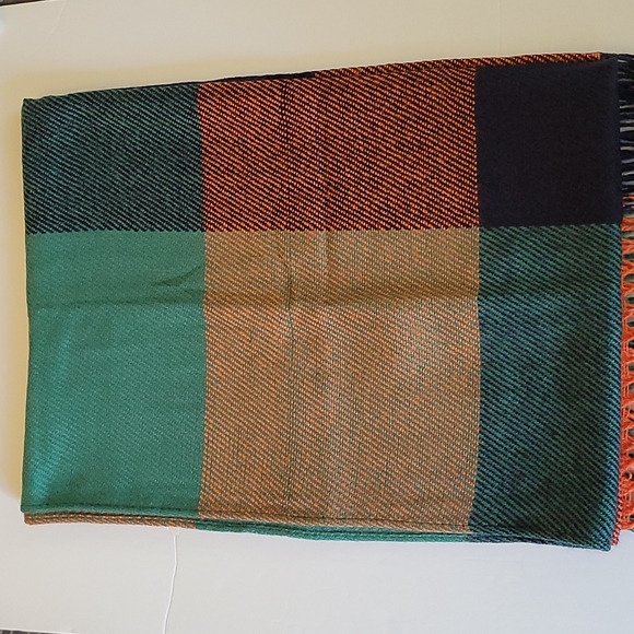 NWOT Women's Long Scarf - Picture 6 of 11